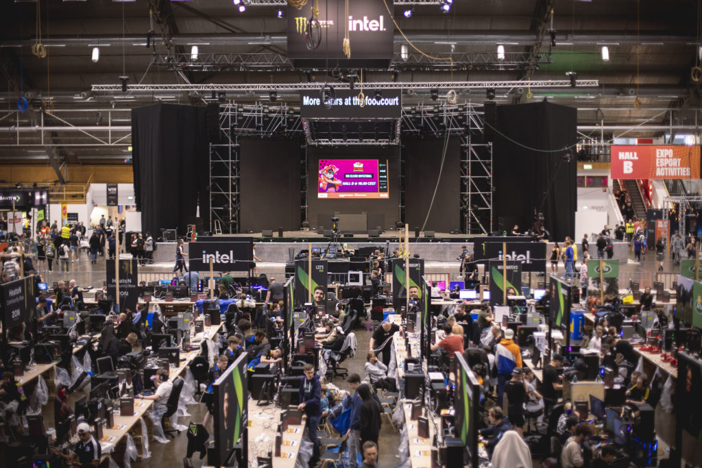 Upcoming Esport Tournaments in 2022 - Dreamhack Winter 2022