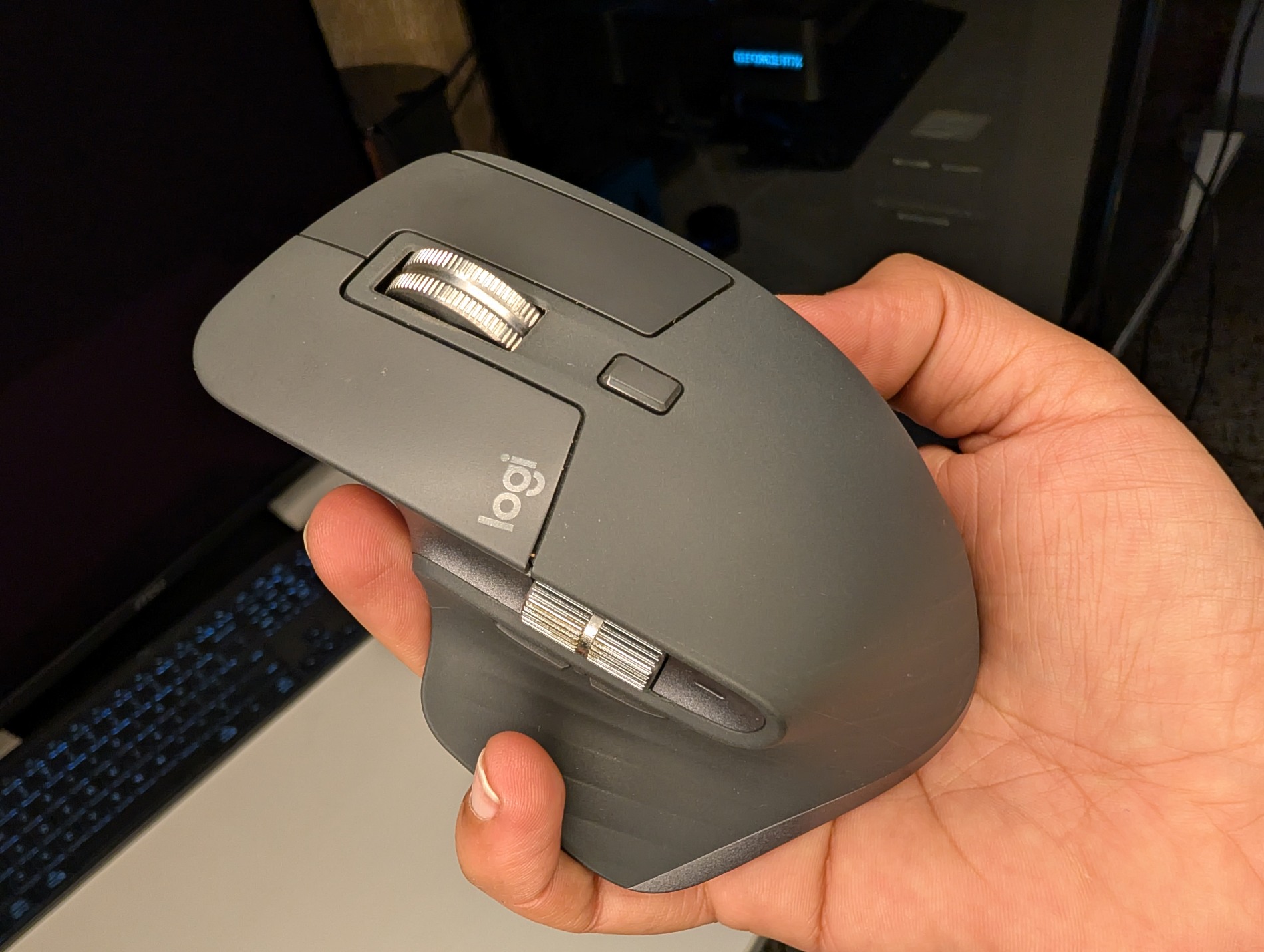 Logitech MX Master 3S Ergonomic Mouse Review ILLGaming