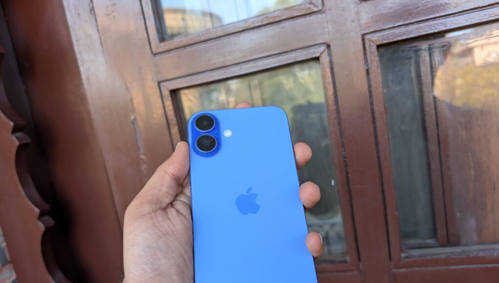 iPhone 16 Plus