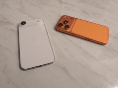 I Used Both the 17 Pro and 17 Air — And One Just Felt More “Me” iPhone 17 Air and iPhone 17 Pro side by side on a table during long-term hands-on use.