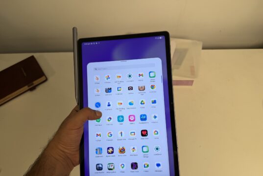 Lenovo Idea Tab Plus Review: 5G Tablet With Stylus Under ₹28,000 Lenovo Idea Pad Plus In Hand