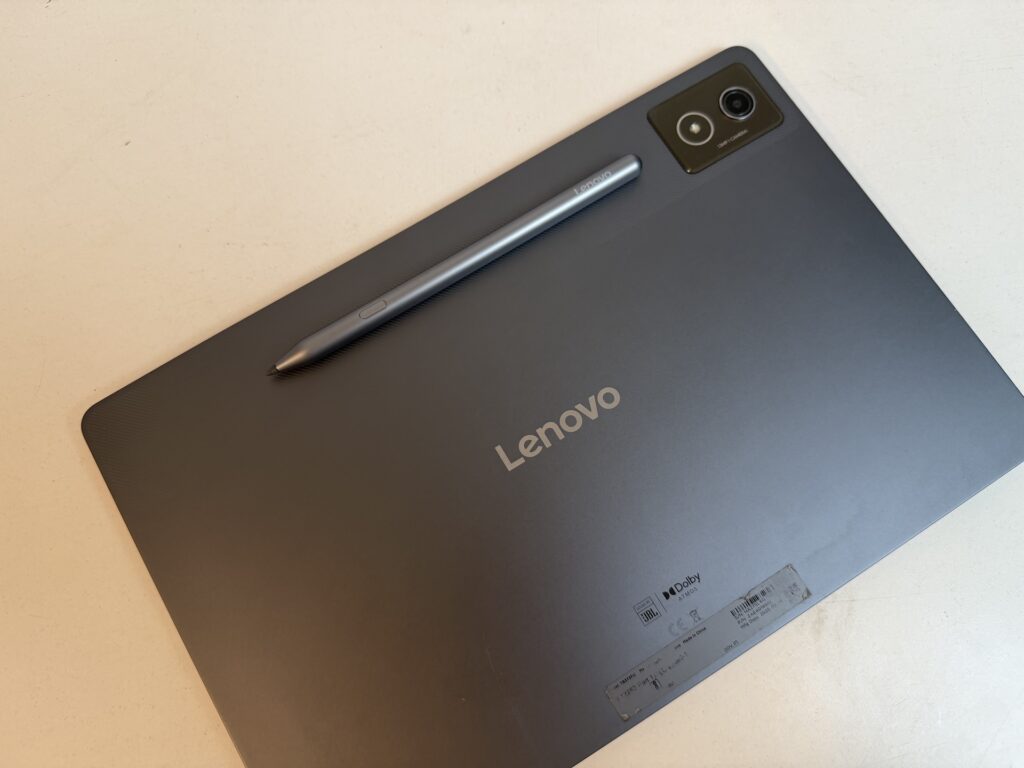 Lenovo Idea Pad Pro Back